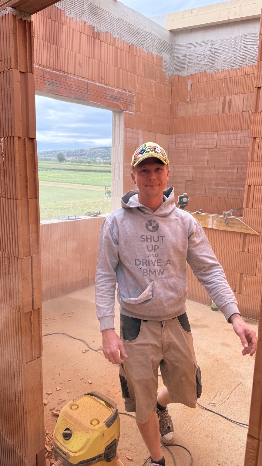 Werkfreunde auf einer Baustelle